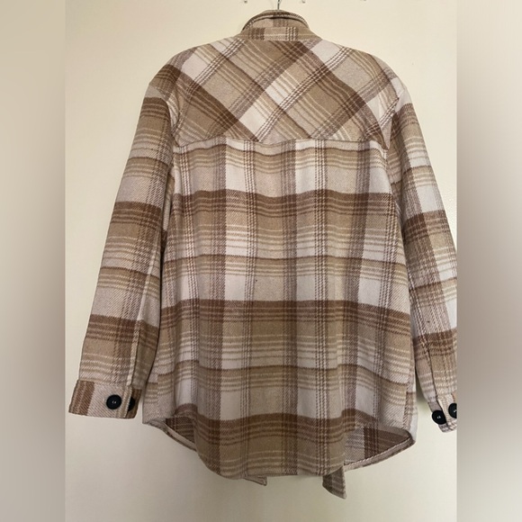 FASHION NOVA brown plaid shacket - Picture 5 of 6